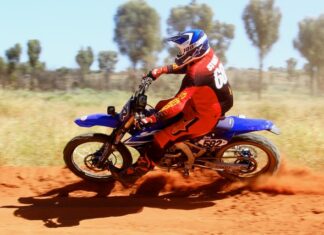 Luke Hayes wins in Finke warm-up