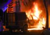 BREAKING: Angry mob attacks cops, hospital after alleged killer arrested